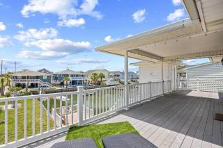 Waterway Paradise! El Sol - 3 Bedroom Duplex on the Water in Cherry Grove! - 4