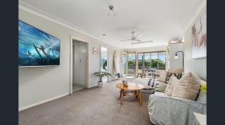 Crescent Escape Crescent Head - 4