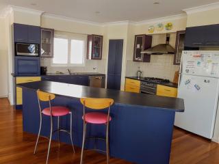 Whispering Seas Crescent Head - 7