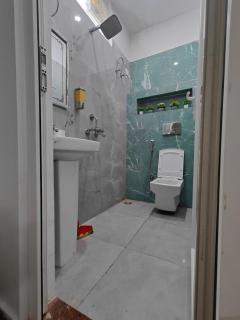 WhiteWood Homestay - 1