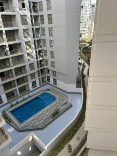 شقه فندقيه مفروشه في كمباوند وان قطاميه المعادي - 8