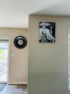 Beautiful Stay Air condition at Ellerslie Edmonton - 4