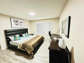 Beautiful Stay Air condition at Ellerslie Edmonton - 3