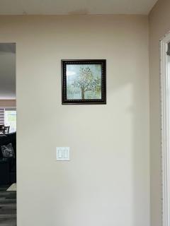 Beautiful Stay Air condition at Ellerslie Edmonton - 2