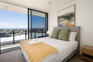 Brand New 3BR with Sea Views - Walk to Beach and Shops - 8