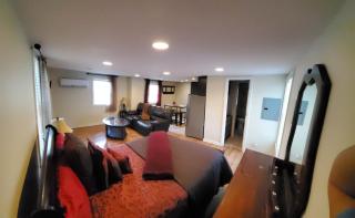 Adorable guest house in heart of Lumberton uptown - 7