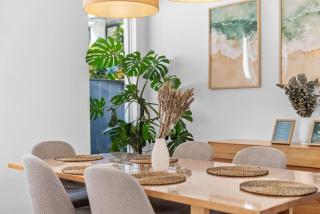 Salt and Serenity - Short Walk to Beach - 3