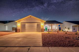 Kanab Utah Family Home Located near Zion and Bryce - 0