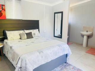 STORGE LODGE AND EVENTS VENUE - 3