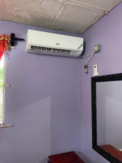 Livi's Hide-Away! - 7