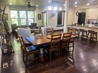 Aspen Crest Condo 4BR Clubhouse Access - 3