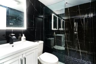 Stylish 2 Bedroom Executive Suite - 3