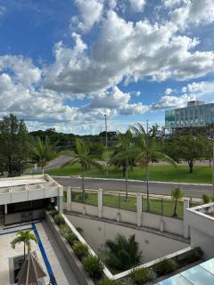 Studio Premium - Perto de Tudo - Vista Livre - Estacionamento privativo e Portaria 24h - Wi-Fi 600mbps - 4