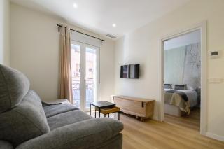 Comodo piso a 10 min de Puente Toledo, 4 pax, ac y luz natural - 1