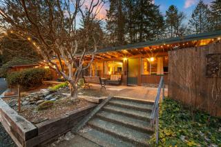 Robinhood Village Resort - 4