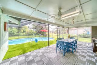 Kids- Friendly Stay in Cape! Heated Pool- Tesla charger & SPA - 8