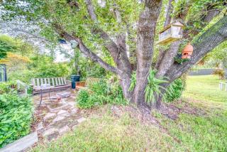 Kids- Friendly Stay in Cape! Heated Pool- Tesla charger & SPA - 4