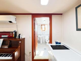 Seoul Family House 4F Private Room - 9