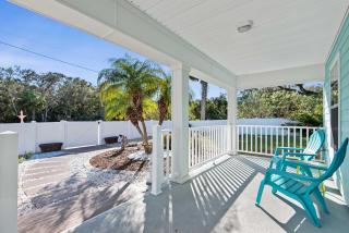 Charming Beachside Home Heated Pool Free Golf Cart - Bon Terra - 4