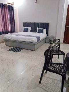 FIVE STAR HOTEl - 5