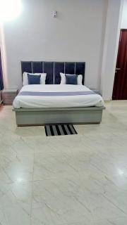 FIVE STAR HOTEl - 2