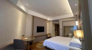 Vienna Hotel Xinfeng West High-Speed Railway Station - 1