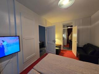 Charming Apartment in all town Bern - 3