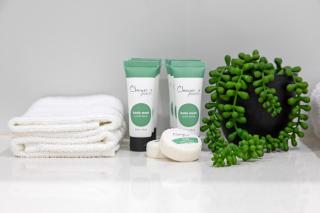 Zen Coastal Hideaway 2BR Modern - Hospital - Beach - 4