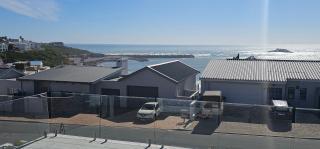 Bella Vista Yzerfontein - No loadshedding - Home away from home - 8