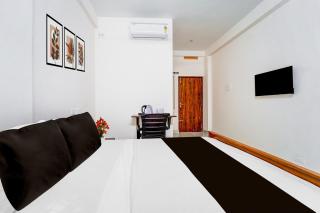 Super Collection O RS Puram North Railway Station Formerly RG Residency - 9