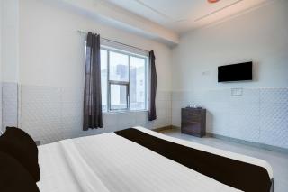 Super Hotel O Shilpgram Taj Mahal East Gate - 6