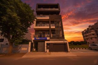 FabHotel Alpha Near Golf Course Road Gurgaon - 0