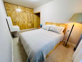 Spacious and Cozy 3BR Apartment, UB Downtown - 5