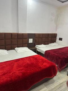 Keshari Guest House - 9