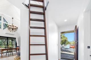 Shellies Twin Beach Houses - 2