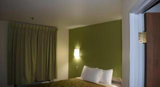 Econo Lodge Hot Springs South - 2