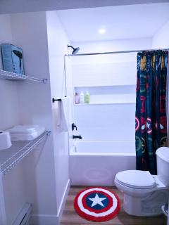 Elegant Modern Suite with Comfort & Privacy - 4