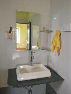 Dr Halkarnikar Bungalow - 4