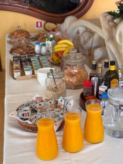 Hotel Rey's - 8