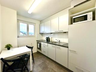 Monteurzimmer - Worker's accommodation - ZIMMERzuVERMIETEN in Deitingen Neumatt - 2