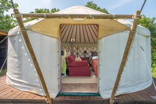 Luxury glamping in Constable Country - Valley View Yurt - 4