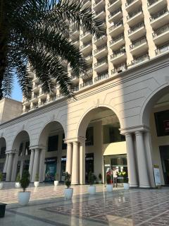 Galaxia Luxe Stay Omaxe Hazratganj mall - 5