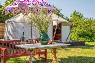 Luxury glamping in Constable Country - Valley View Yurt -  - 4