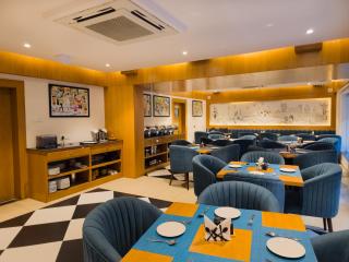 Metro Prime Boutique Hotel - 9