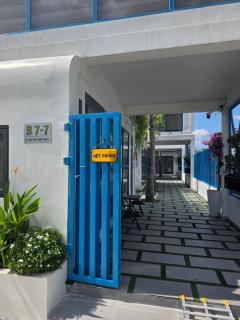 NAVY Hotel Garden - 4