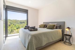 Deluxe Flat Surrounded by Nature - 1