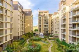 Viva - Elegant 3-BR Apt & Balcony at Waterfront Dbayeh - 0