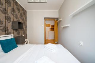 Metro Słodowiec Charming Apartment by BookingHost - 2