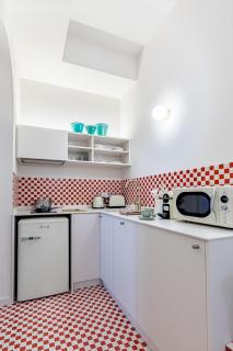 Exterior apartment—Color and comfort in Malasaña - 6