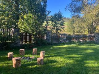 Chalupa pod orechem / Romantic cottage in Sumava - 6